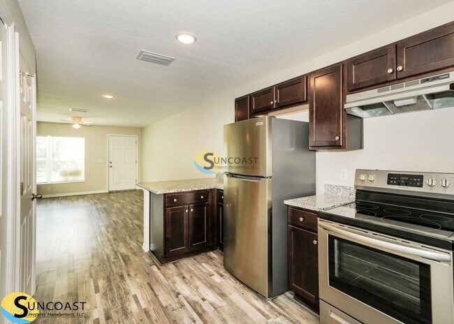 Foto del edificio - 8112 Juniper Rd