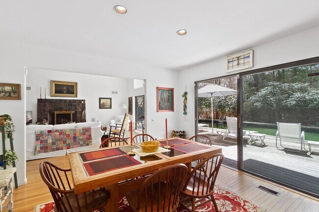 Foto del edificio - 15 Fernwood Road