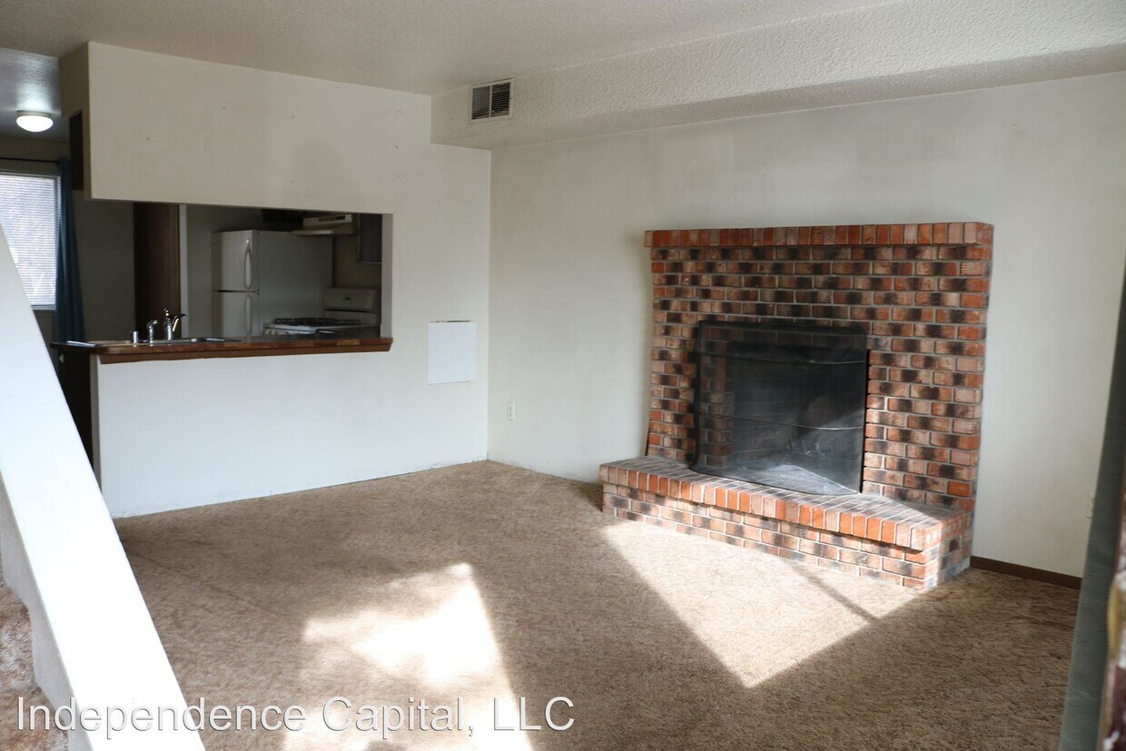 Primary Photo - 2506 N Lee Ave