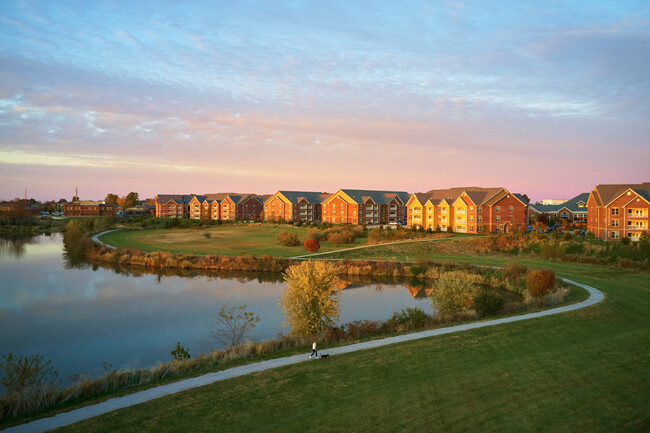 Aria's stunning lake views & trails - Aria Apartments