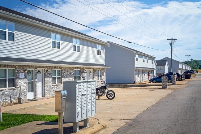 Building Photo - Blue Heron Townhomes