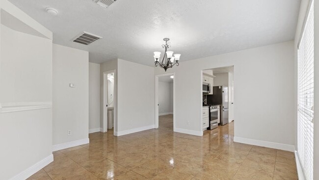 Building Photo - 4602 Garden Meadow Dr