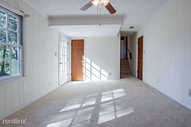 Building Photo - 3 br, 2 bath House - 724 Continental Drive