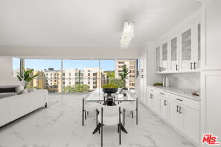 Foto del edificio - 10450 Wilshire Blvd