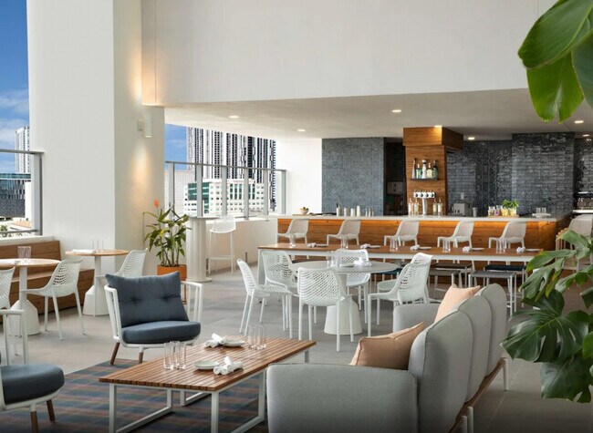 Foto del edificio - 249 NE 4th St