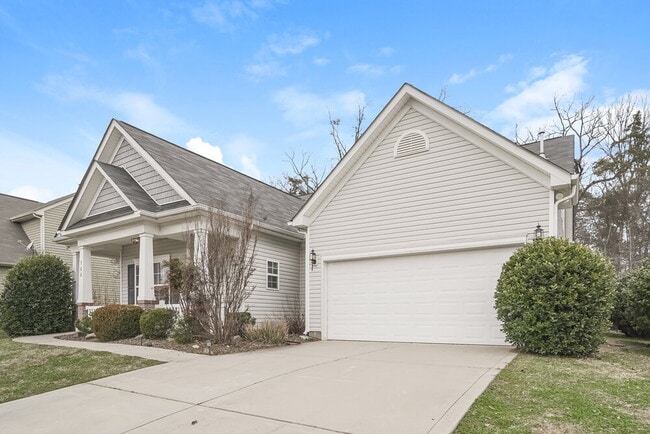 Building Photo - 769 Mott Shue Dr SW