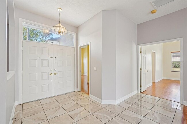 Building Photo - 918 Academy Dr