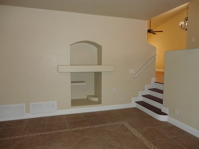 Building Photo - 9563 Lavarun Ct