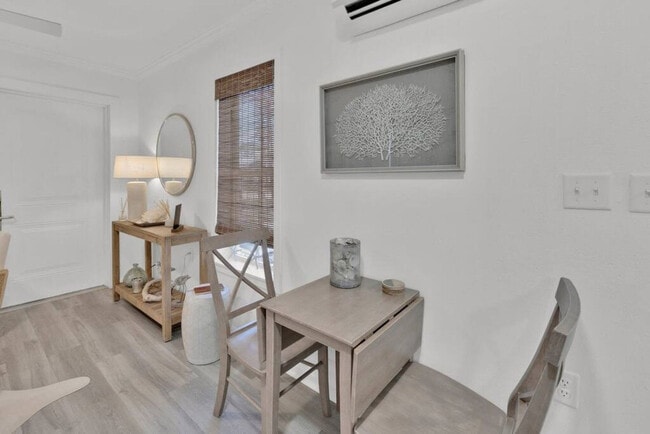 Building Photo - 1414 County Hwy 283 S