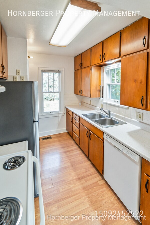 Foto del edificio - 807 E Indiana Ave