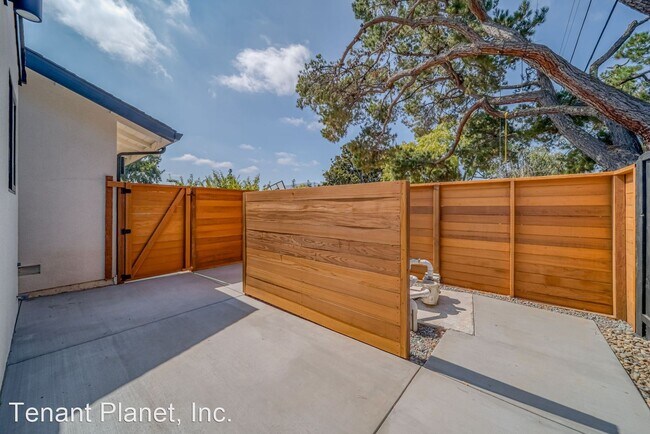 Foto del edificio - 1 br, 1 bath House - 20255 Glasgow Dr