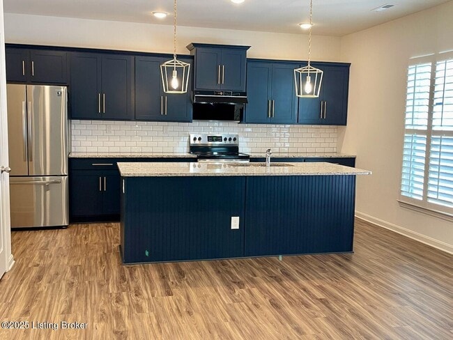 Foto del edificio - 12013 Cascade Falls Trl