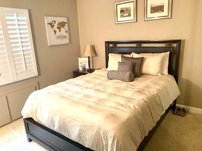 Foto del edificio - Beautiful Fully-Furnished Upscale  Condo C...