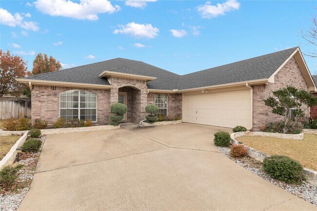 Building Photo - 3121 Creekridge Ct
