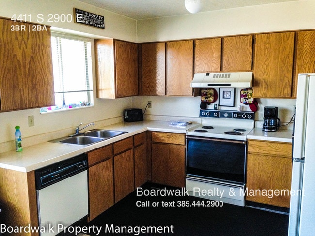 Building Photo - 4411 S 2900 E