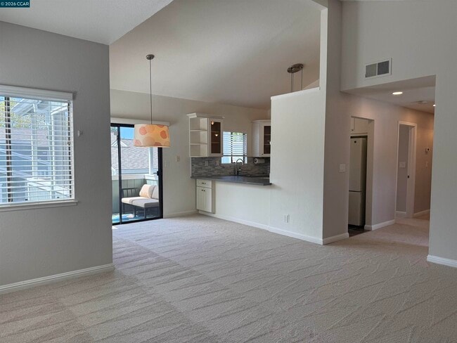 Foto del edificio - 1144 Maywood Ln