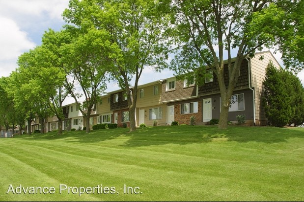 Foto principal - 307 W 53rd St