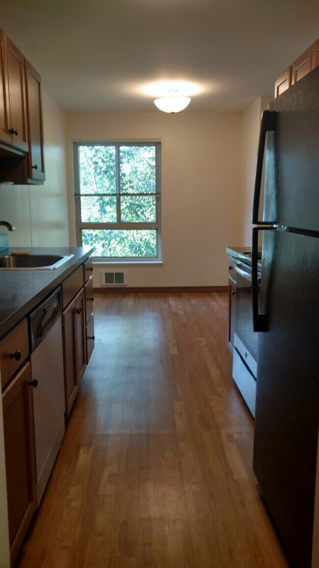 Cocina y desayunador - Legend House