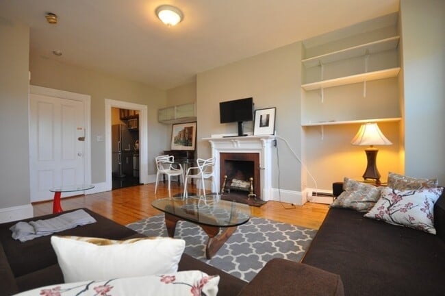 Photo - 218 Newbury St Apartment