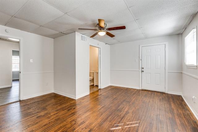 Foto del edificio - 4256 Standish Rd