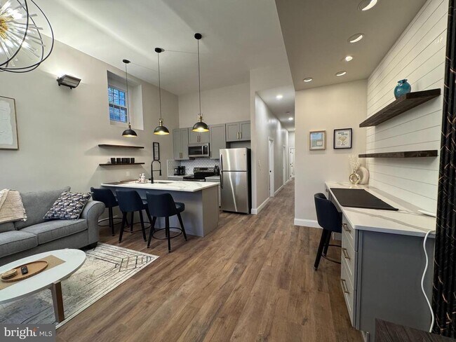 Foto del edificio - 3961 Baltimore Ave