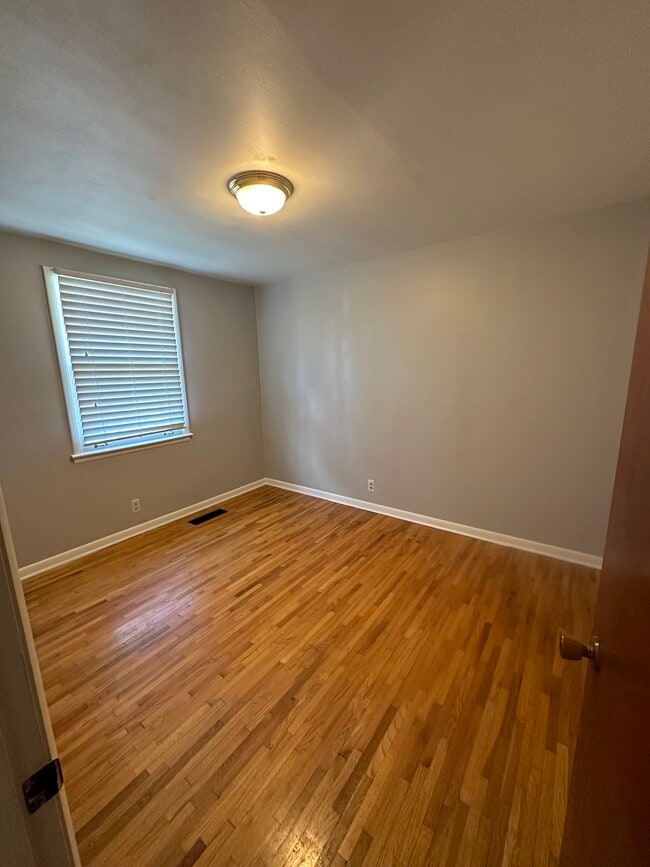 Bedroom 2 - 103 Colt Ct
