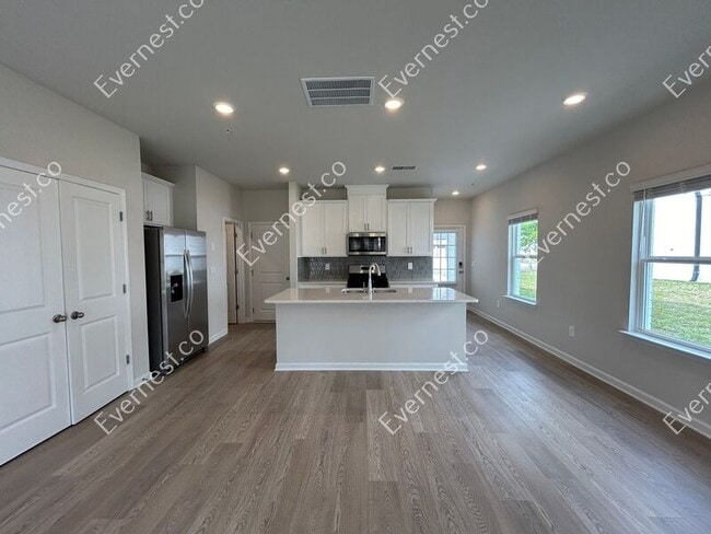 Building Photo - 1612 Flint River Pl SE