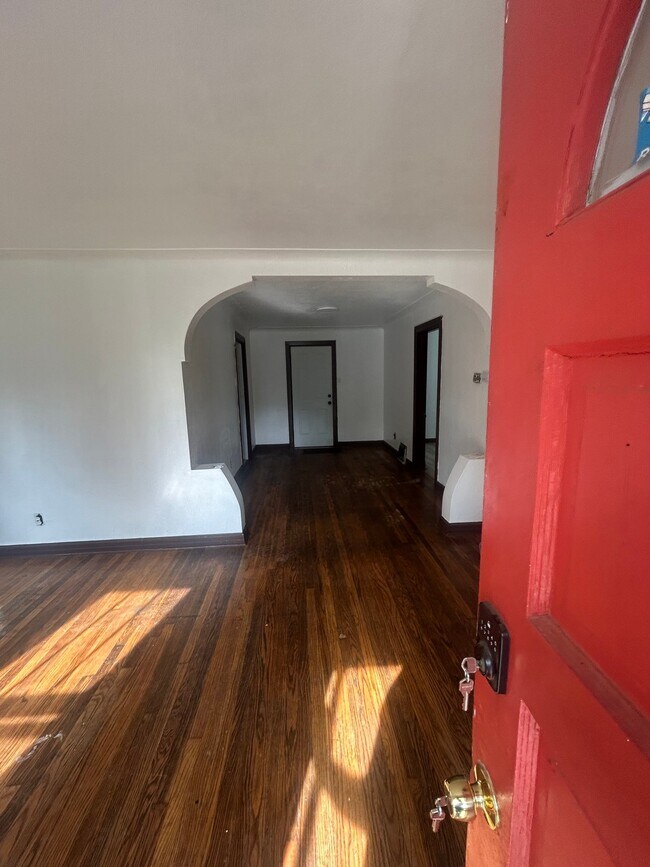 Foto del edificio - 2525 Tyrell Dr