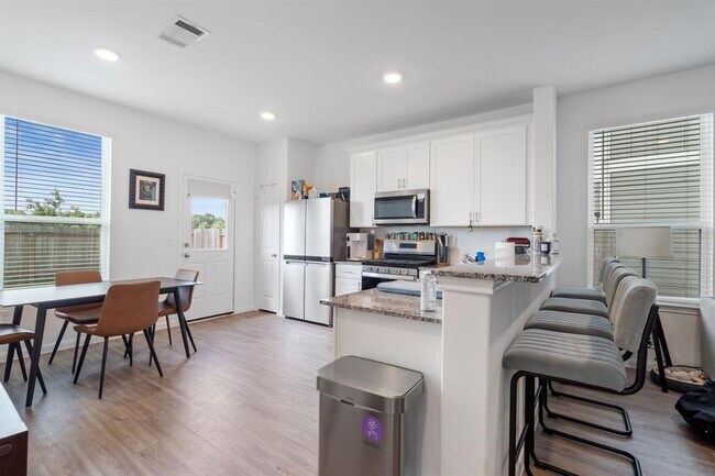 Foto del edificio - 23647 Cranberry Grader Ln