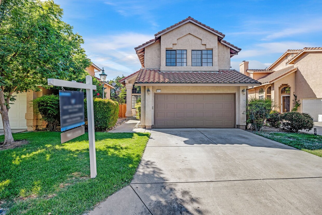 Primary Photo - 3bd House in Brookmeadow Park