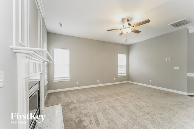 Foto del edificio - 1240 Blackstone Ct NW