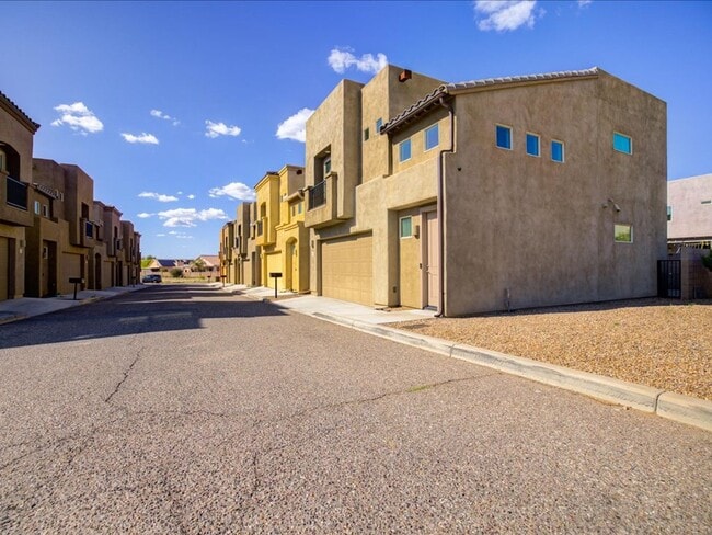 Building Photo - 241 Imperial Ct