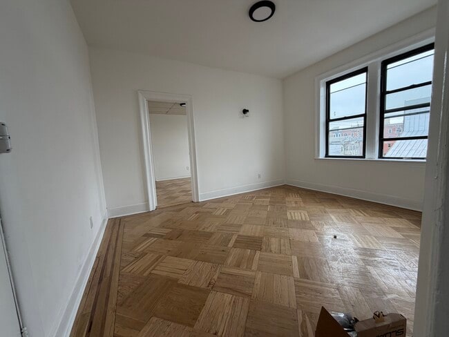 Foto del edificio - 997 Summit Ave