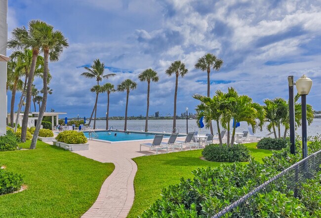 Foto del edificio - 2600 N Flagler Dr