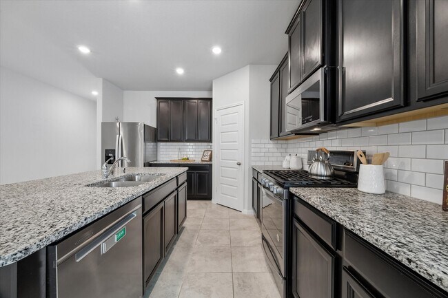 Foto del edificio - 6083 Pearland Pl