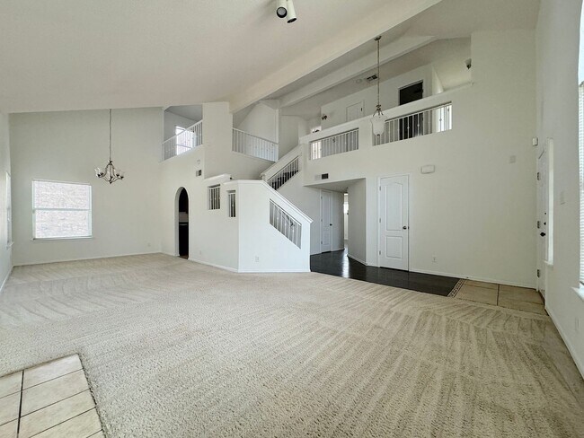 Foto del edificio - West El Paso 3bed 2.5bbath refrig A/C Home
