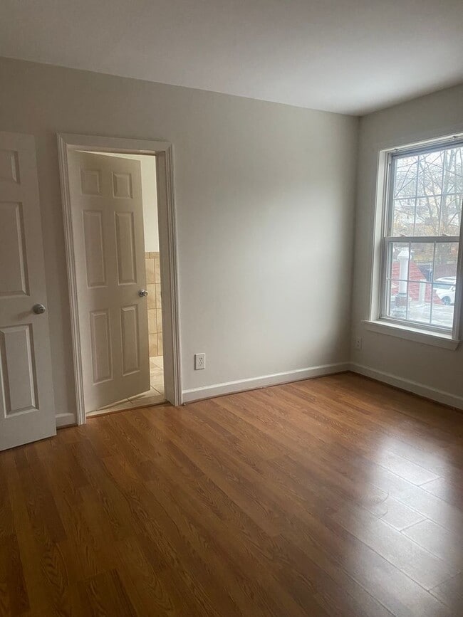 Building Photo - 2001-2nd floor