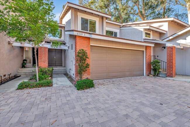 Foto del edificio - 6549 E Camino Vis