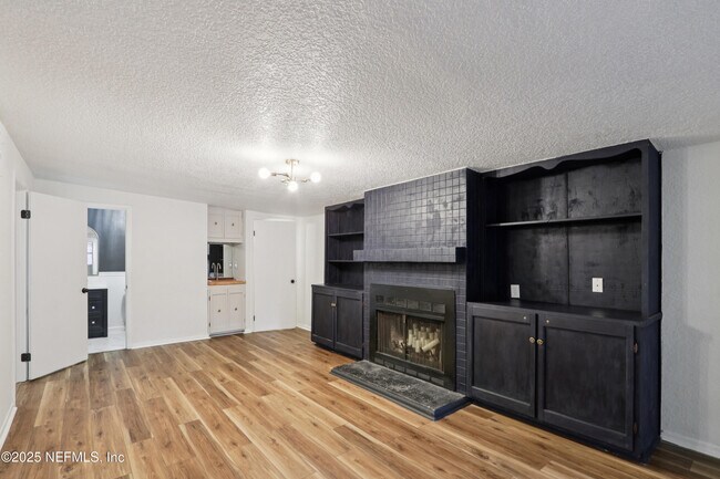 Foto del edificio - 409 Sailfish Dr E