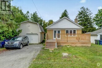 Building Photo - 20 Martindale Rd