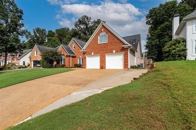 Foto del edificio - 380 Sweet Ivy Ln