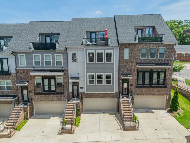 Foto del edificio - 17137 Soho Dr