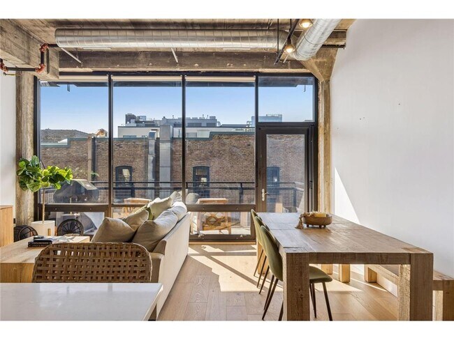 Foto del edificio - 618 N Washington Ave