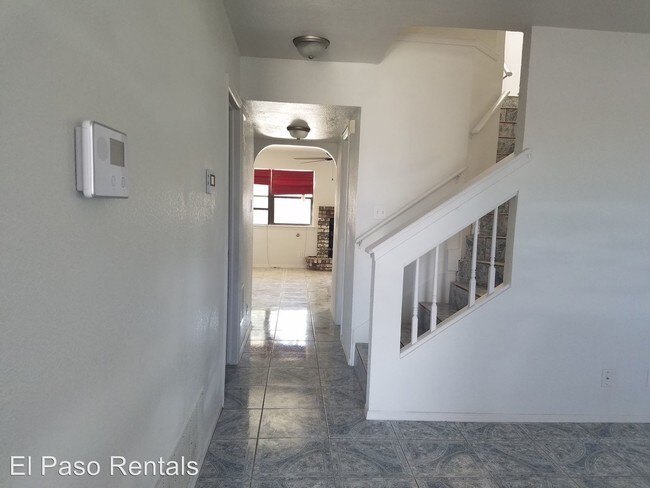 Building Photo - 7325 Desierto Luna St