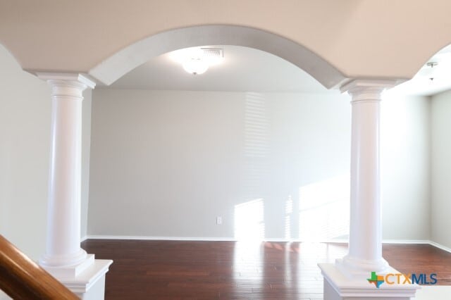 Building Photo - 9904 Maplewood Ct