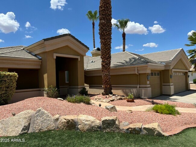 Foto del edificio - 21616 N 56th Dr