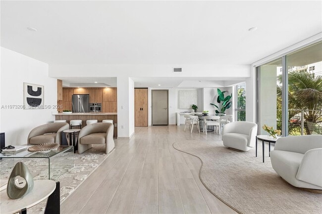 Foto del edificio - 10281 W Bay Harbor Dr