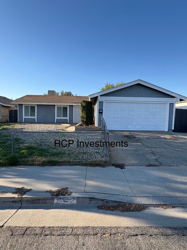 Building Photo - 3727 W Avenue K11