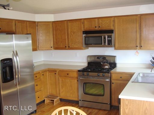 Building Photo - 2525 Covington Pl