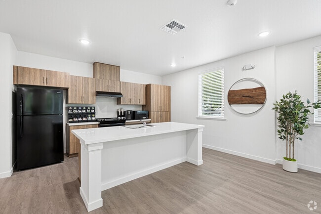 Interior Photo - Harrington Grove